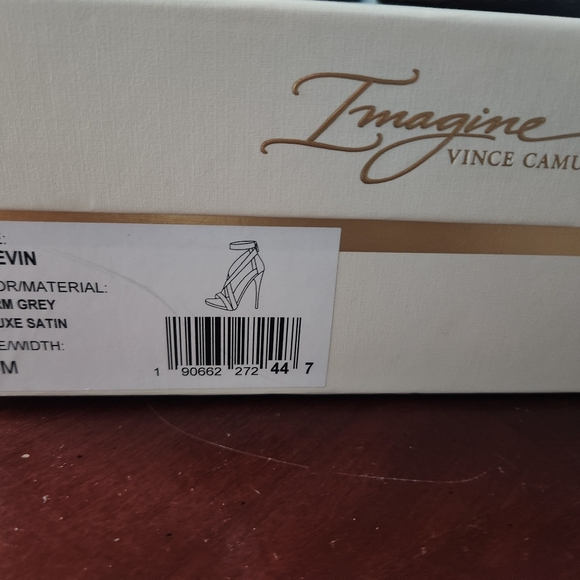 Vince Camuto size 9M IM-DEVIN heel - Picture 4 of 4